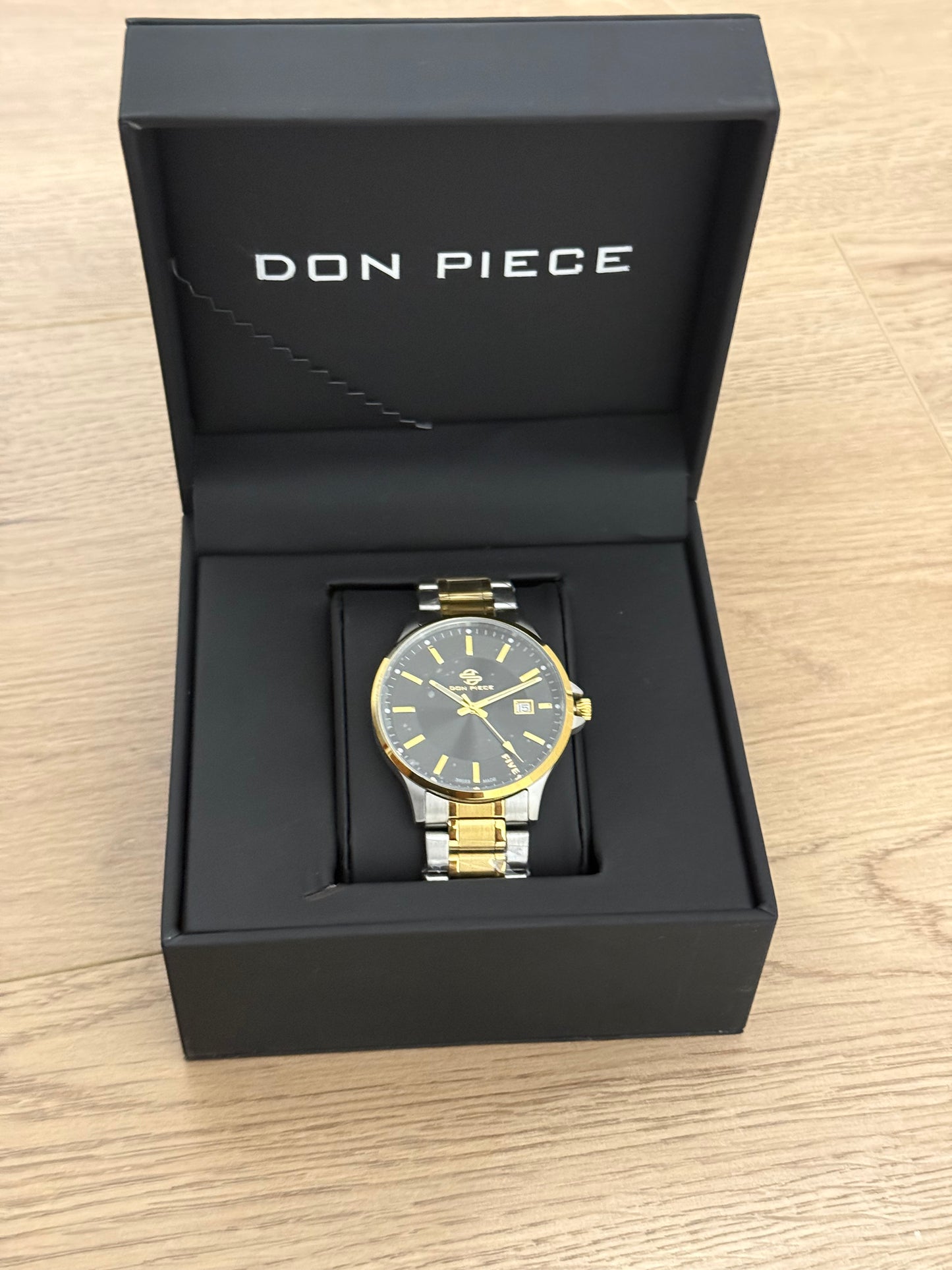 Lusso II Silver/Black/Gold