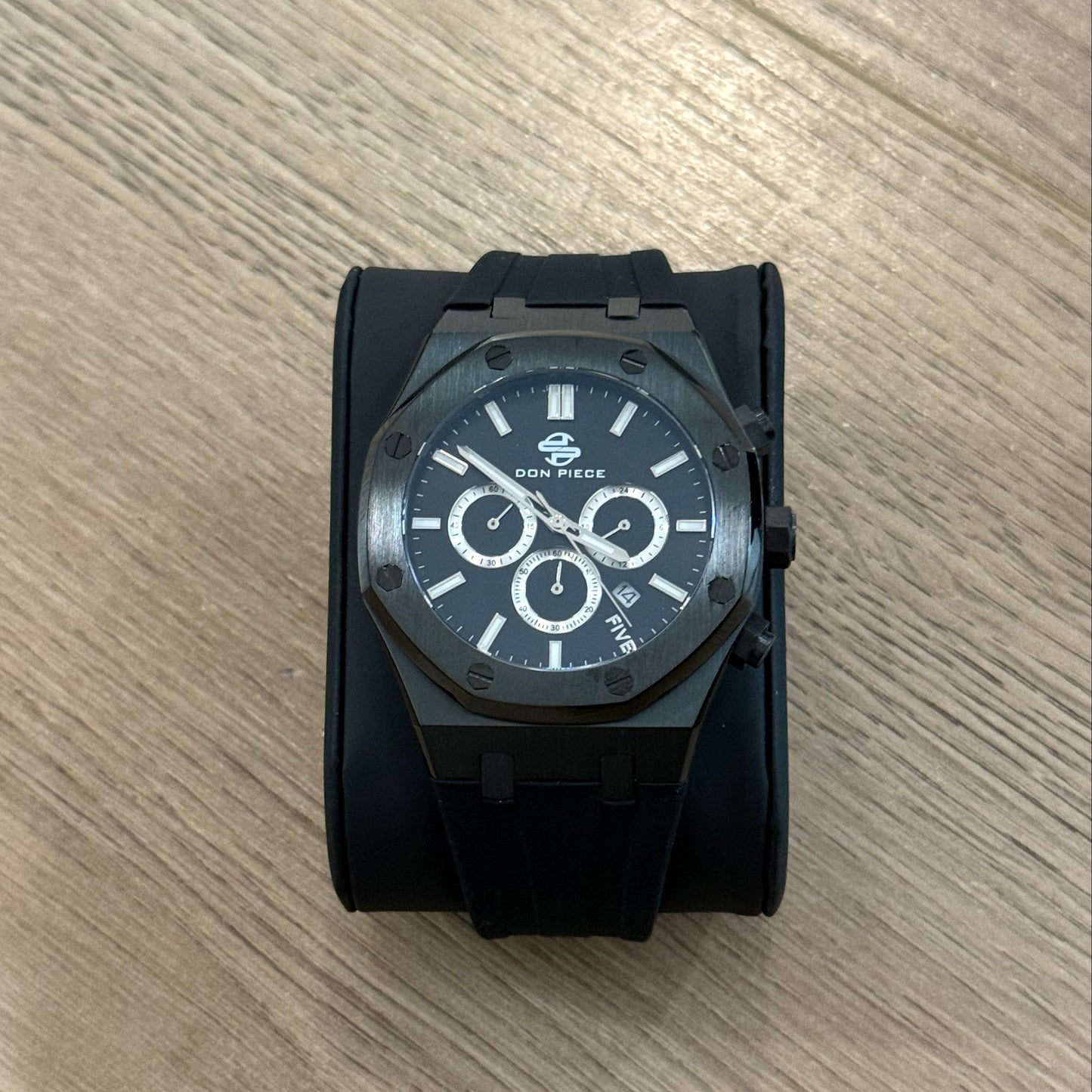 Cinque Chronograph