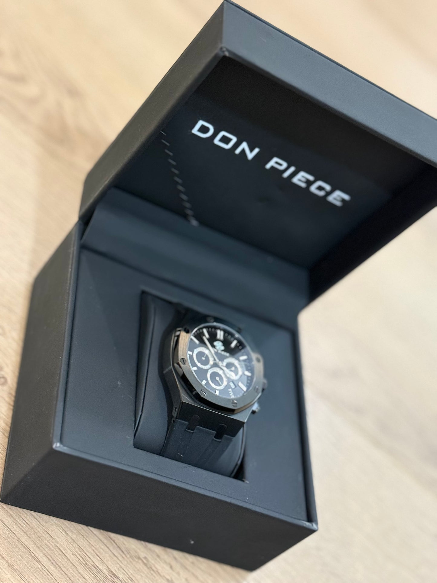 Cinque Chronograph